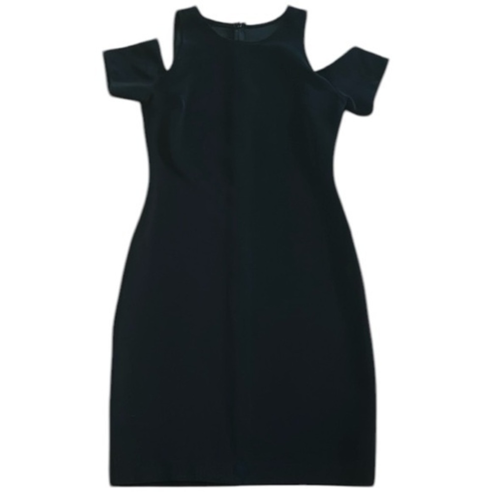Expo cold shoulder dress   B11